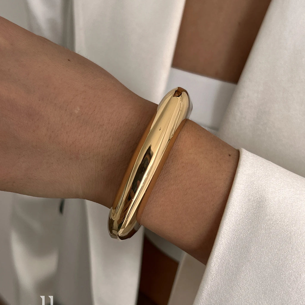 Chunky Gold Spring Bangles| Heavy Metal Bracelet Set