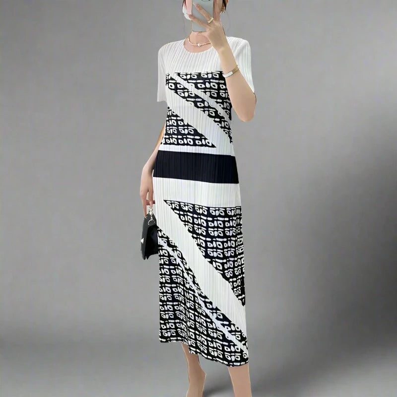 Bright Black & White Printed Stretch Dress