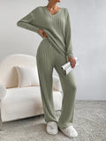 Casual Straight Leg Pant With Loose V-neck Sweater
